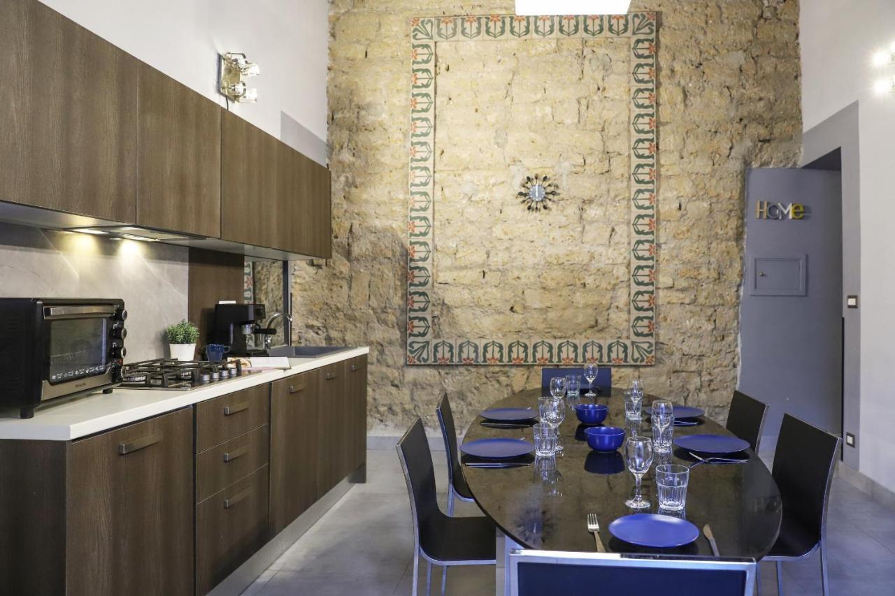 Donna Consiglia Design By Wonderful Italy Naples